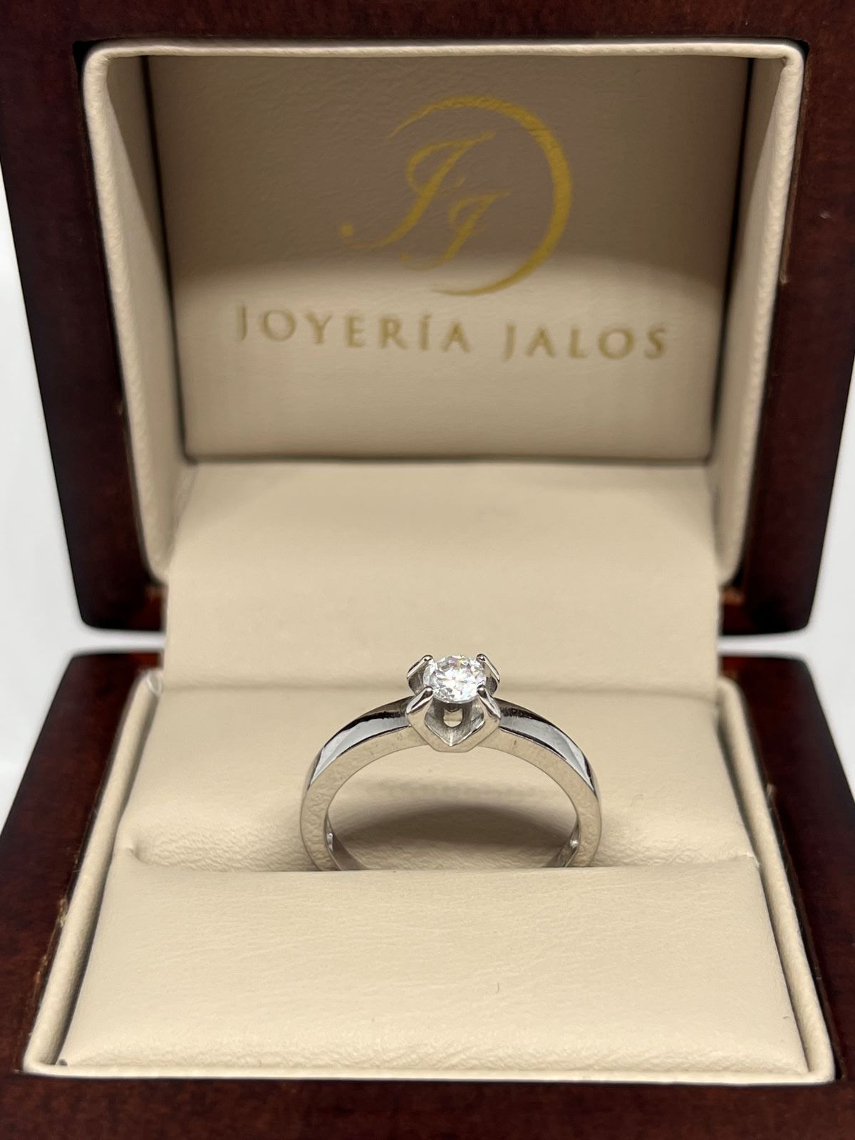 Anillo Compromiso Oro Blanco 14K Zirconia – Joyeria Jalos, image size:1200x1600