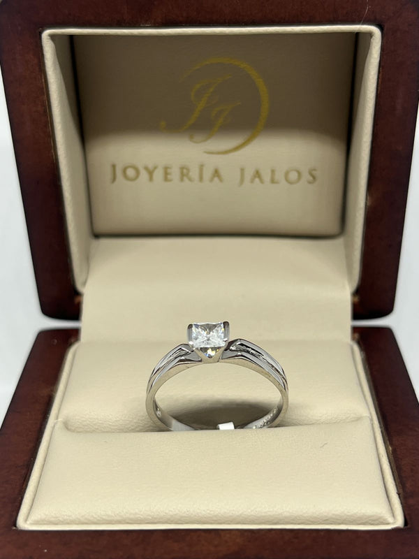 Anillo Compromiso Oro Blanco 10K Zirconia